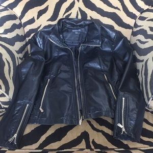 *HOST PICK!*  KENNETH COLE coat